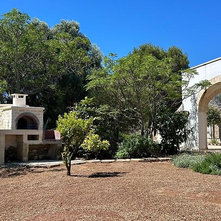 Вилла Traditional Trullo With Private Pool Near Остуни Экстерьер фото