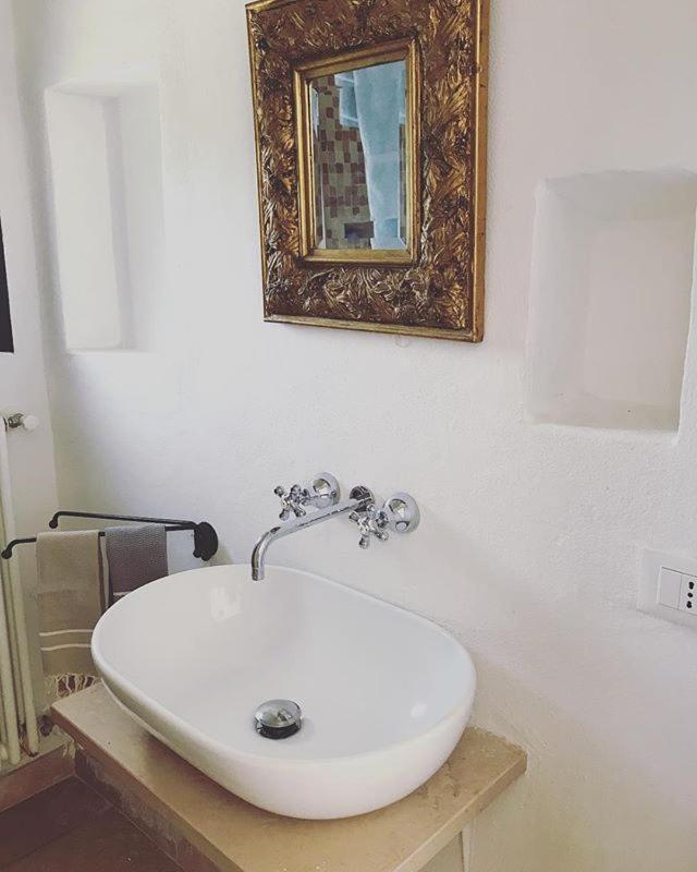 Вилла Traditional Trullo With Private Pool Near Остуни Экстерьер фото