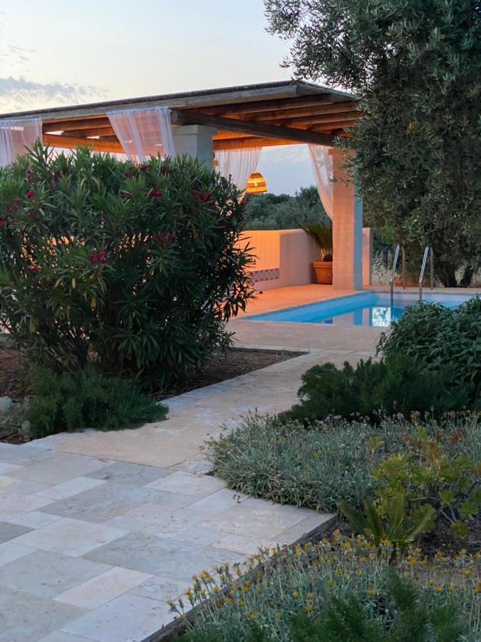 Вилла Traditional Trullo With Private Pool Near Остуни Экстерьер фото