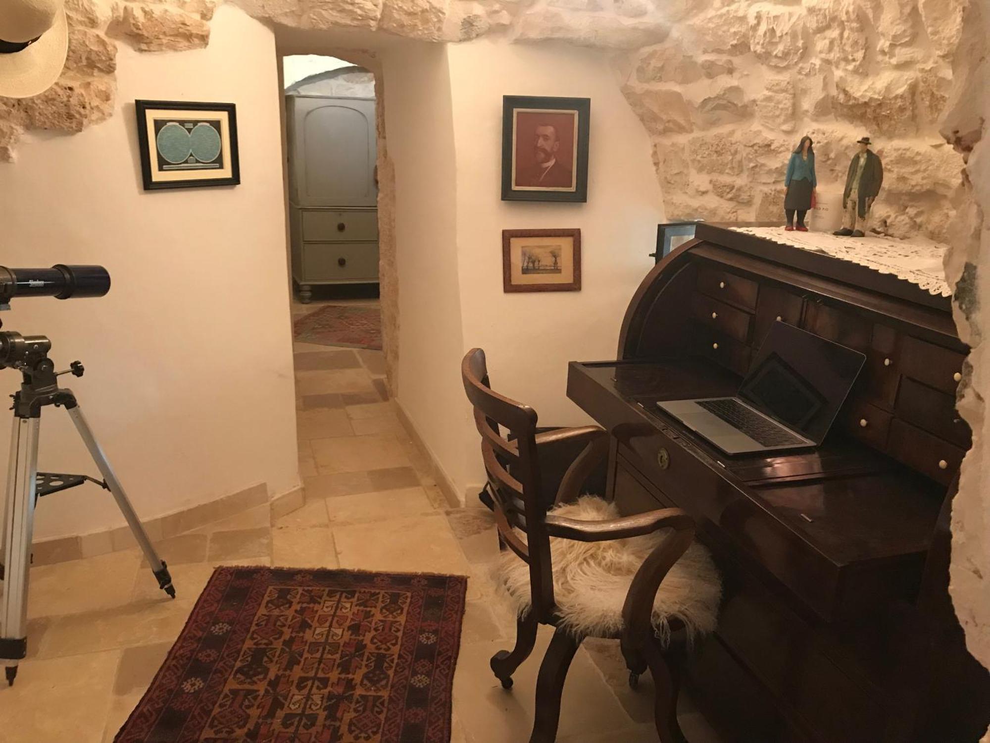 Вилла Traditional Trullo With Private Pool Near Остуни Экстерьер фото